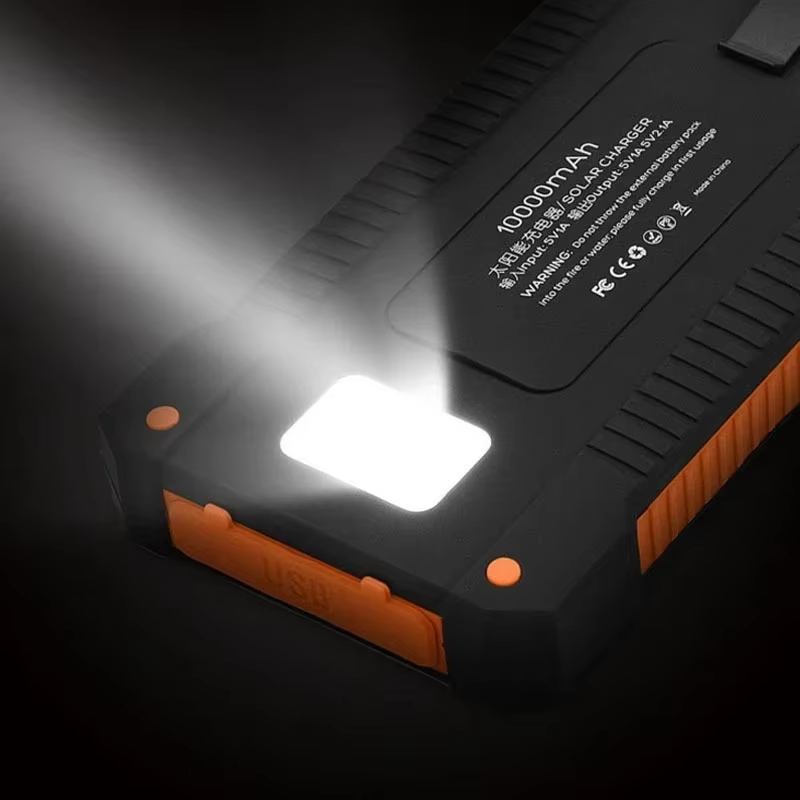 Xiaomi 500000mAh Impermeabile  - Solar Emergency Charger recensione e prezzo